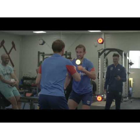 BlazePod Wall Mount And Reactive Intelligence Wall, Set Of 2 7 BlazePod Wall Mount And Reactive Intelligence Wall, Set Of 2 - Billede 5